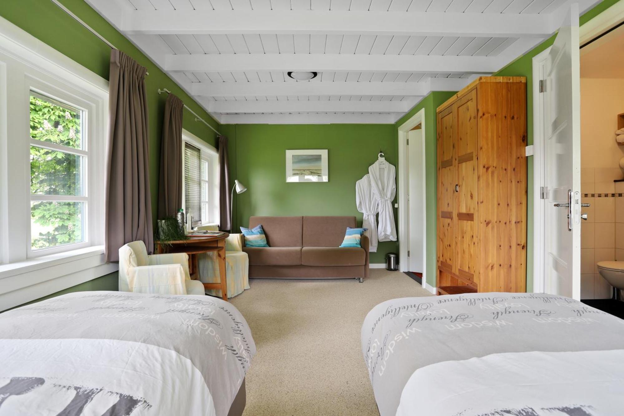 Vierhuizen B&B - Sauna D'Olle Pastorie מראה חיצוני תמונה